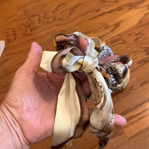 FASHION Four piece set combination classic and retro hairband/hairpin/hair ring - Picture 5 of 6